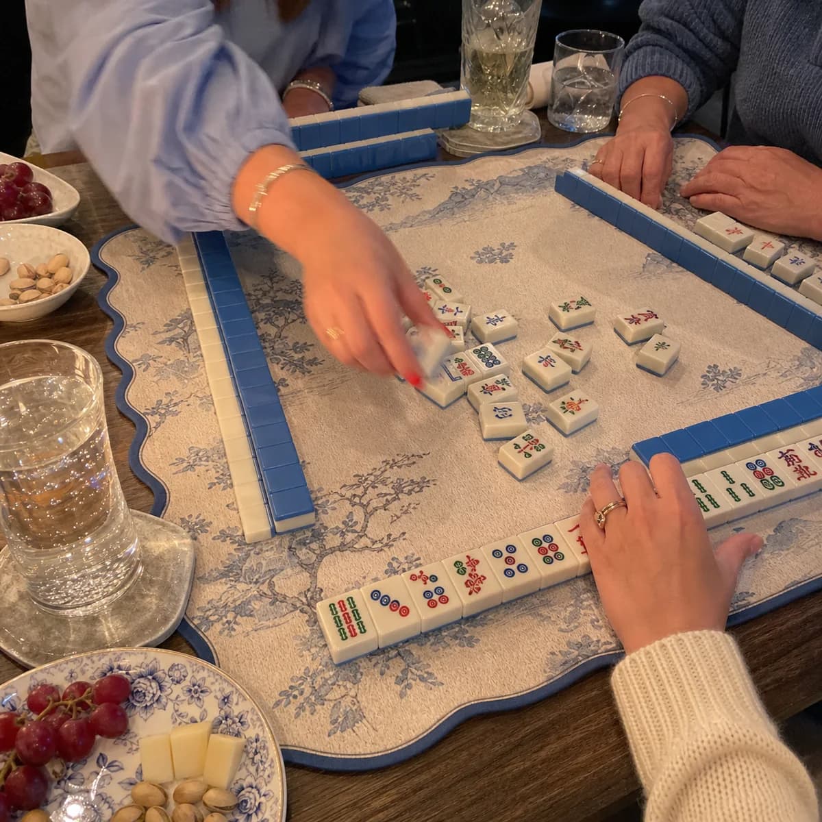An American Mahjong game in progress